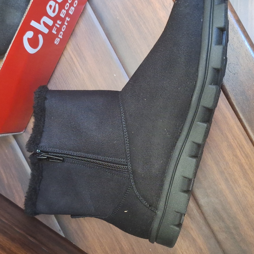Cheeks Sport Boot - Picture 2 of 5